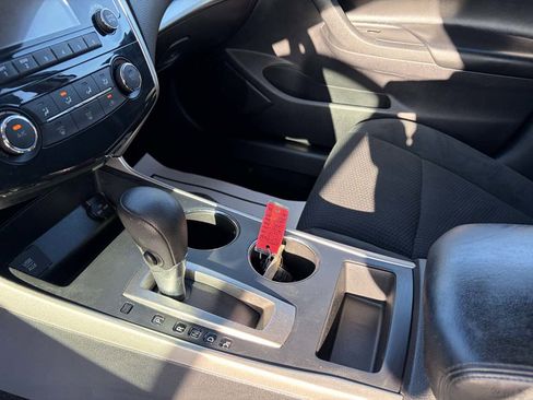 Used 2015 Nissan Altima 2.5 S w/ Special Edition Package FWD image 14