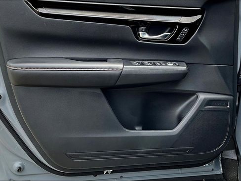 Certified 2026 Honda CR-V Sport Touring image 18