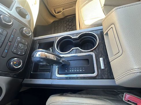 Used 2017 Ford Expedition EL Limited w/ Equipment Group 301A image 19