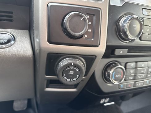 Used 2018 Ford F150 Lariat w/ Equipment Group 501A Mid image 34