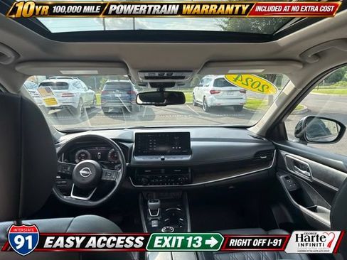 Used 2024 Nissan Rogue Platinum w/ Platinum Premium Package AWD/4WD image 12