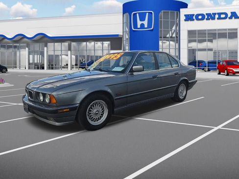 Used 1995 BMW 525i Sedan image 3