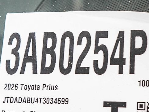 Used 2026 Toyota Prius XLE AWD/4WD image 28