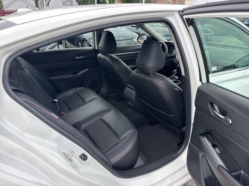 Used 2023 Nissan Altima 2.5 SR image 19