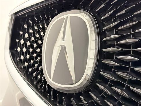 Used 2024 Acura MDX SH-AWD image 13