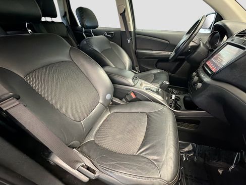 Used 2019 Dodge Journey Crossroad image 15