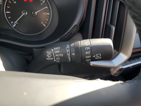 Used 2025 MAZDA CX-50 AWD 2.5 Hybrid w/ Premium Pkg image 36