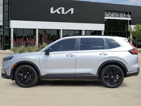 Used 2024 Honda CR-V Sport Touring image 3