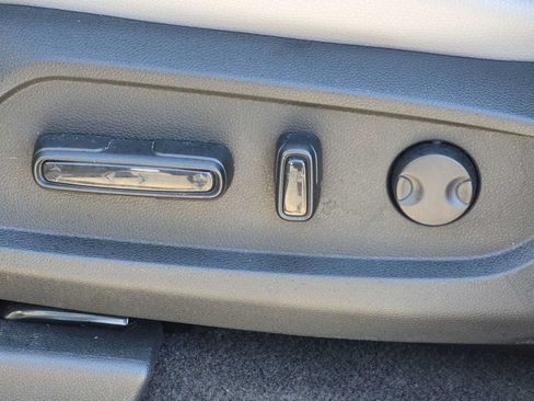 Certified 2025 Honda Pilot EX-L image 16
