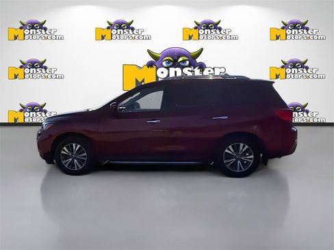 Used 2020 Nissan Pathfinder SL w/ Cargo Package image 8