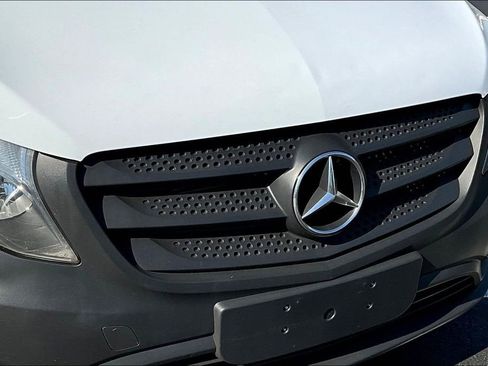 Used 2019 Mercedes-Benz Metris w/ Driver Comfort Package image 26