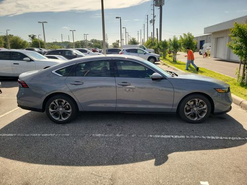 Used 2023 Honda Accord EX-L image 4