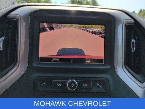 Used 2022 Chevrolet Silverado 1500 Custom AWD/4WD image 15