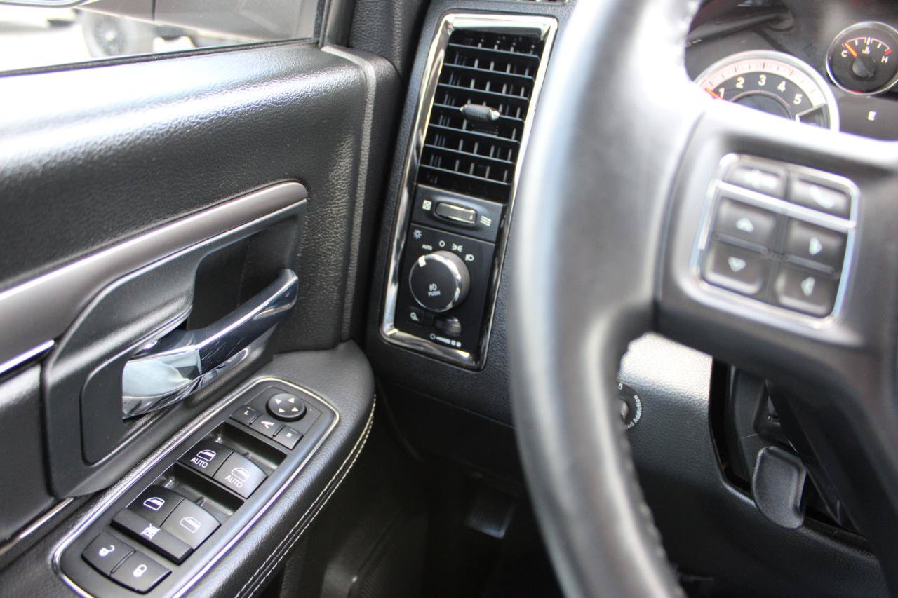 Used 2018 RAM 3500 Big Horn w/ Max Tow Package AWD/4WD image 2