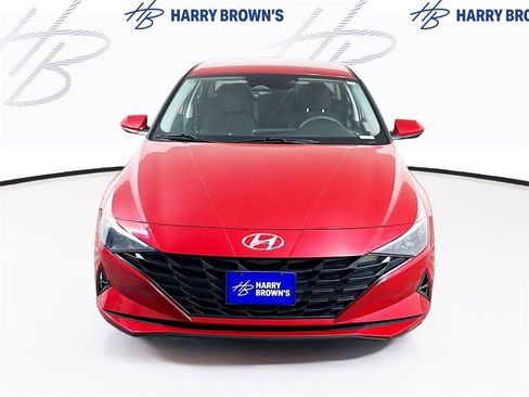 Used 2023 Hyundai Elantra SEL w/ Preferred Accessory Package image 24