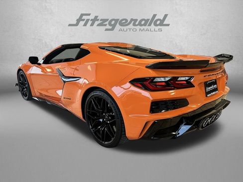 Used 2023 Chevrolet Corvette Z06 image 6