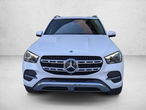 Used 2024 Mercedes-Benz GLE 350 4MATIC image 2