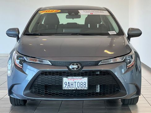 Certified 2022 Toyota Corolla LE w/ LE Convenience Package FWD image 9