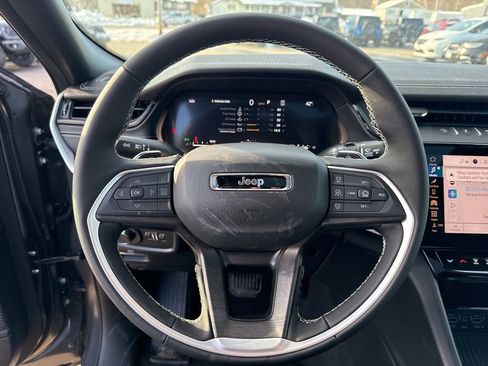 New 2026 Jeep Grand Cherokee Laredo image 9