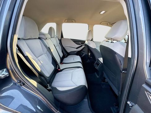 Used 2023 Subaru Forester image 32