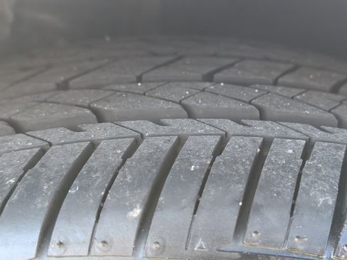 Certified 2025 Acura TLX w/ Technology Package image 26