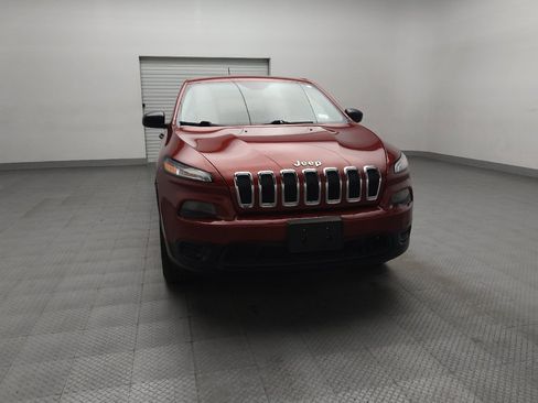 Used 2015 Jeep Cherokee Sport FWD image 14