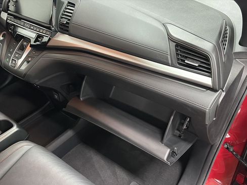Used 2025 Honda Odyssey Sport-L image 24