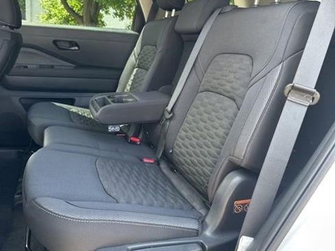 New 2025 Nissan Pathfinder SV w/ Cargo Package image 19
