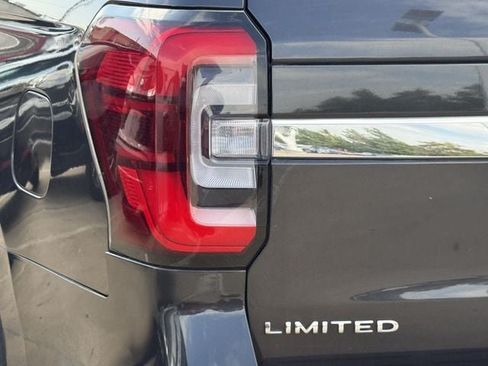 Used 2024 Ford Expedition Max Limited RWD image 6