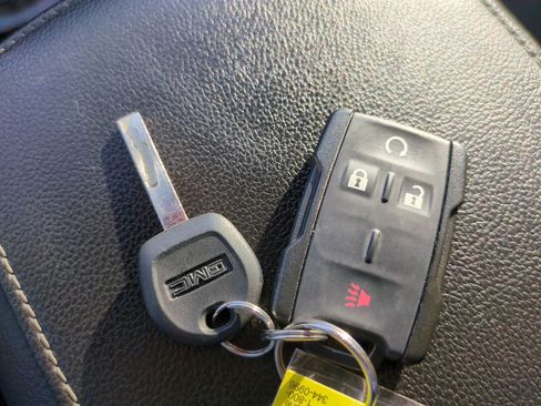 Used 2021 GMC Canyon Elevation image 24