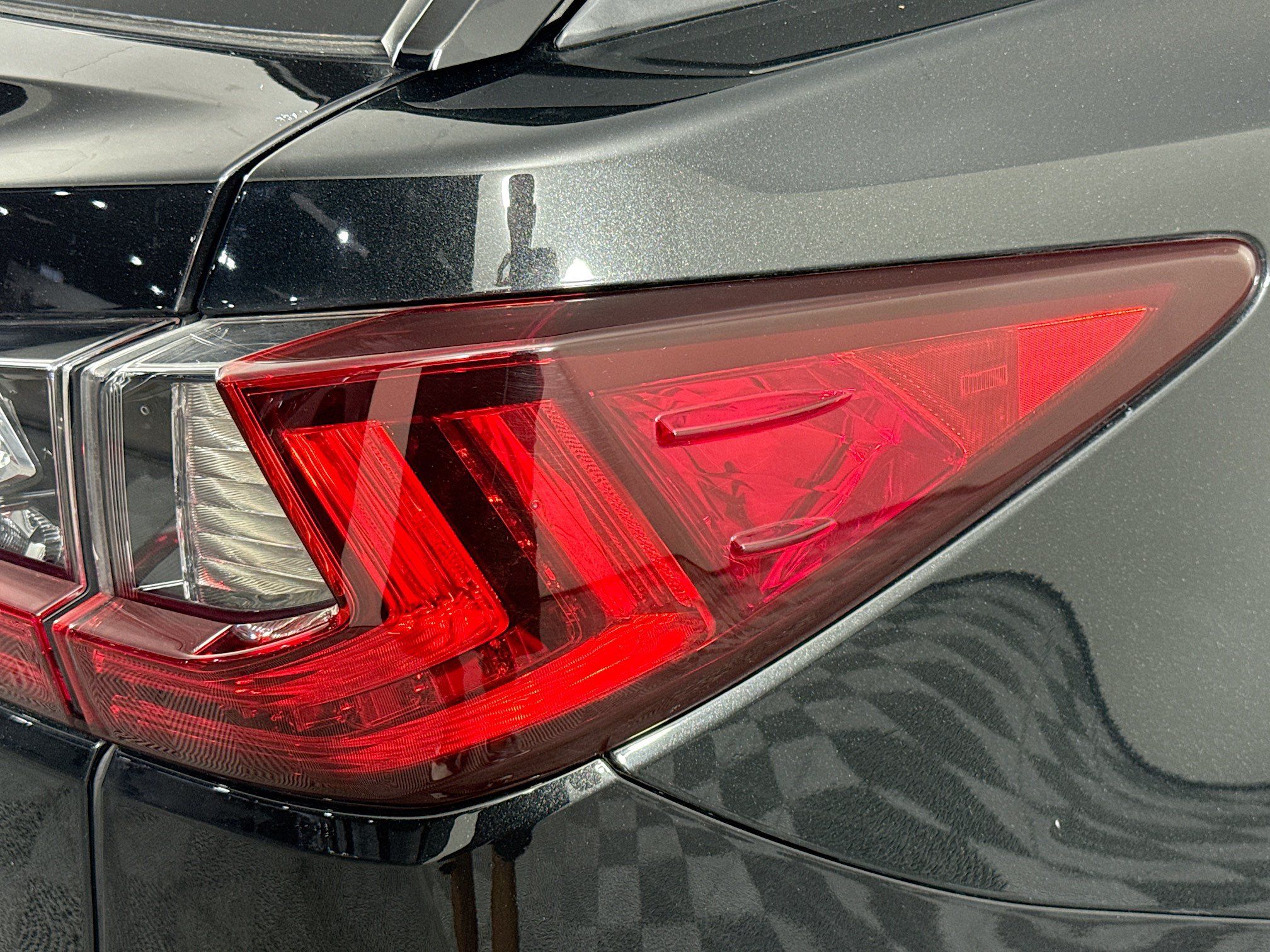 Used 2020 Lexus RX 350L Premium w/ Premium Package AWD/4WD image 32