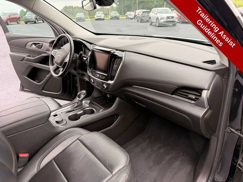 Used 2021 Chevrolet Traverse LT AWD/4WD image 41