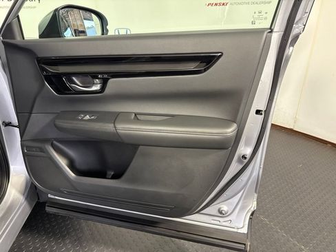 Used 2024 Honda CR-V EX-L image 5