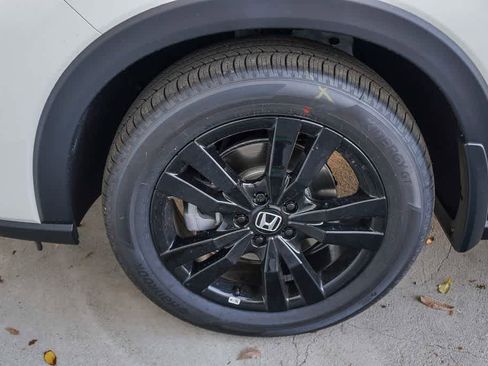 New 2026 Honda HR-V Sport image 10