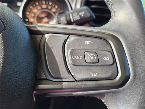 Used 2022 Jeep Wrangler Willys image 16