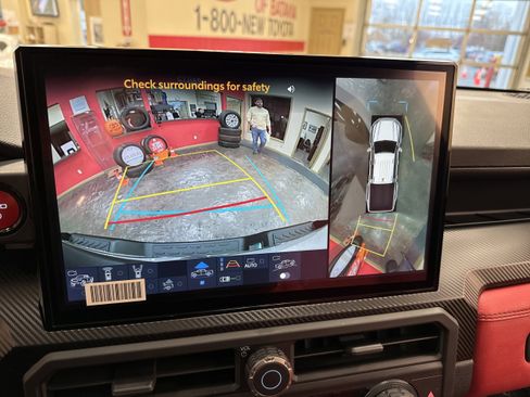 Used 2025 Toyota Tacoma TRD Pro image 45