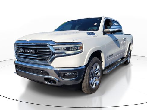 Used 2022 RAM 1500 Limited AWD/4WD image 3