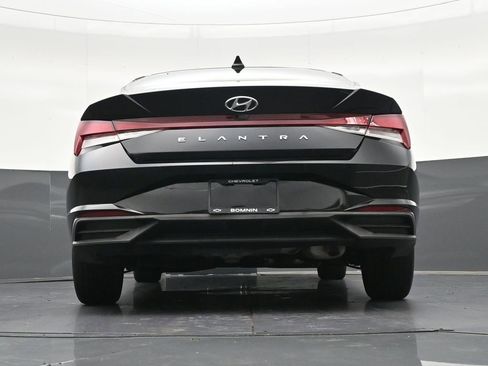Used 2023 Hyundai Elantra SEL FWD image 33