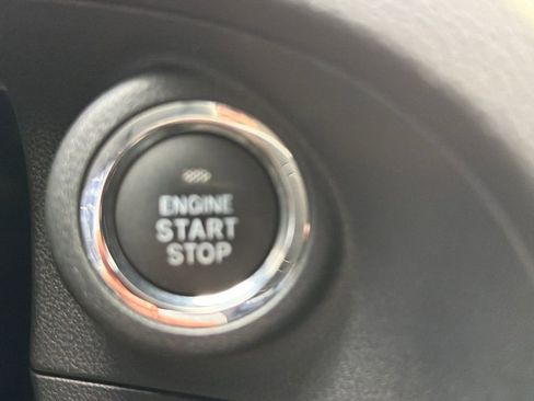 Used 2019 Subaru Forester Premium AWD/4WD image 46
