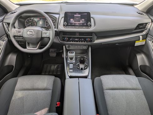 New 2026 Nissan Rogue SV FWD image 17