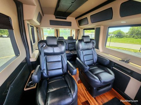 Used 2022 Ford Transit 250 Medium Roof w/ Upfitter Package RWD image 51