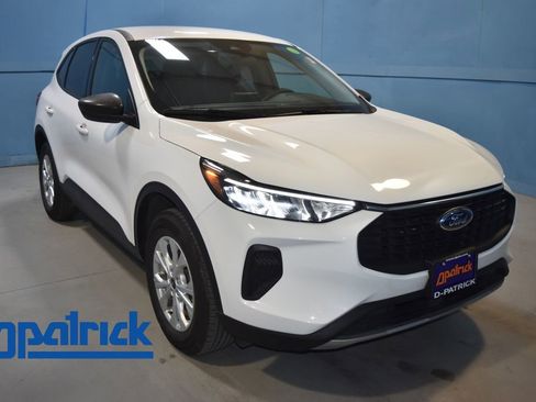 Used 2025 Ford Escape Active AWD/4WD image 1