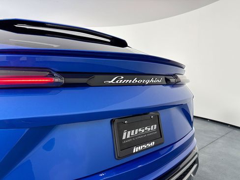 Used 2021 Lamborghini Urus AWD/4WD image 43