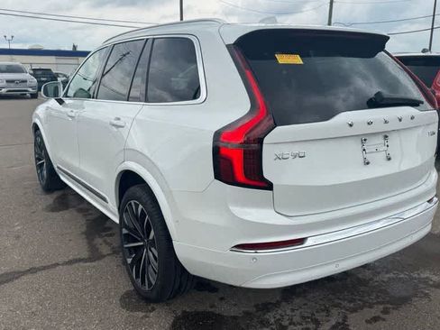 Used 2026 Volvo XC90 T8 Ultra AWD/4WD image 6
