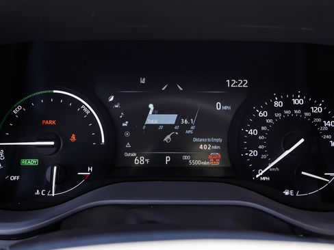 Used 2025 Toyota Sienna XLE image 41