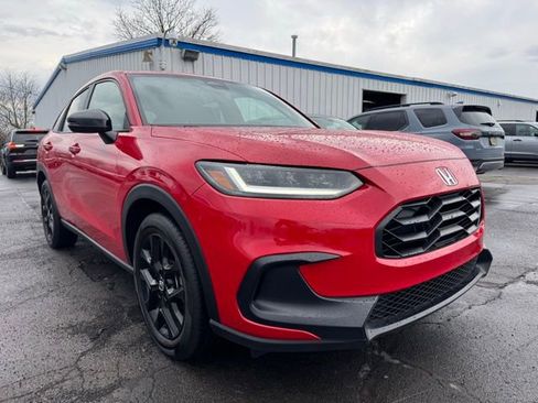 Used 2025 Honda HR-V Sport image 8