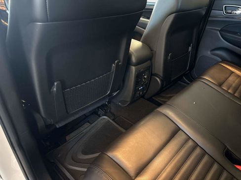 Used 2020 Jeep Grand Cherokee Limited X image 14