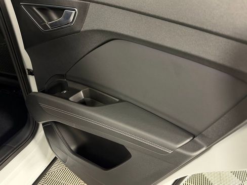 Used 2024 Audi Q4 e-tron Premium Plus w/ Premium Plus image 30