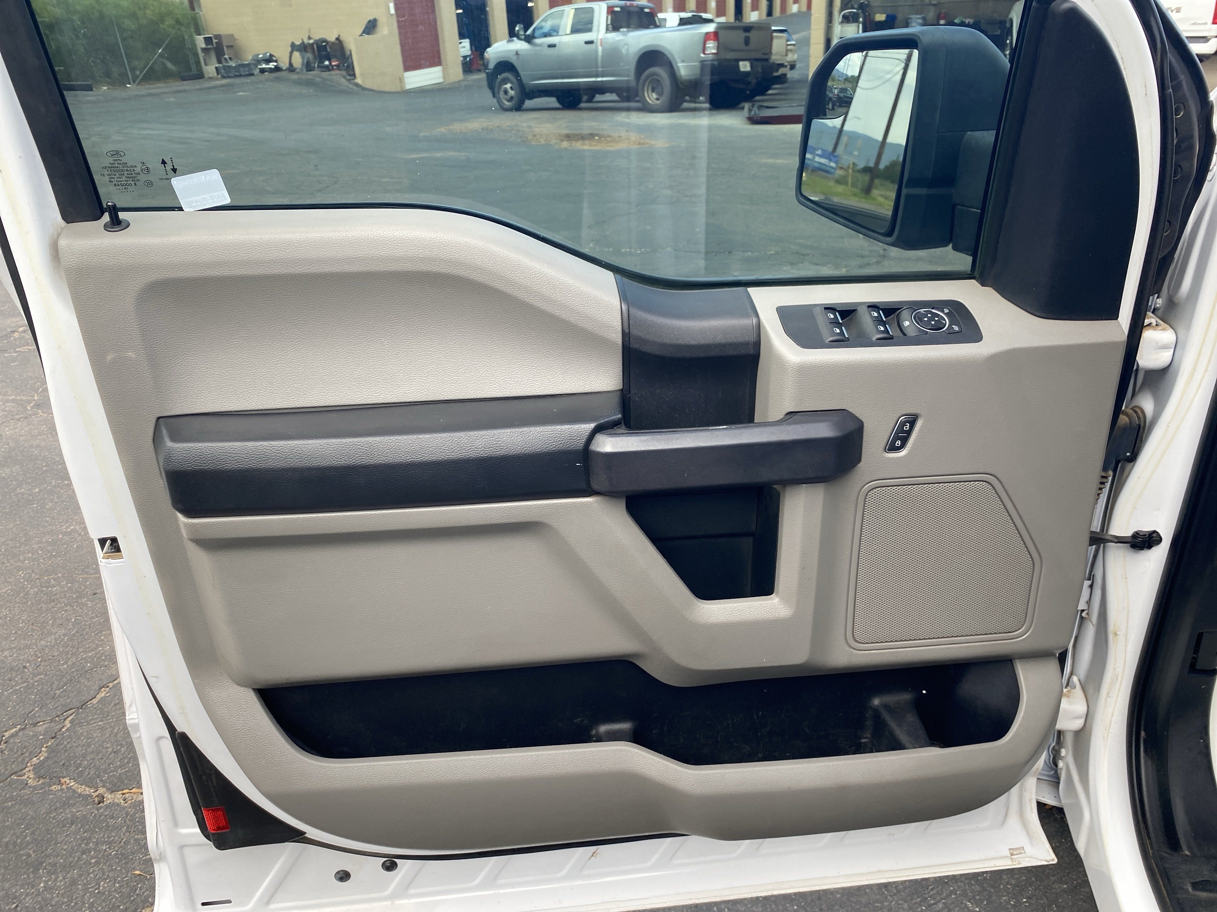 Used 2019 Ford F150 XL w/ Equipment Group 101A Mid RWD image 7