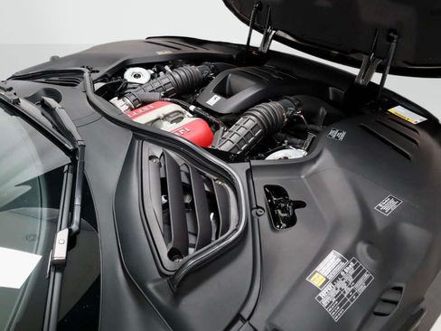 Certified 2025 Ferrari Purosangue AWD/4WD image 13
